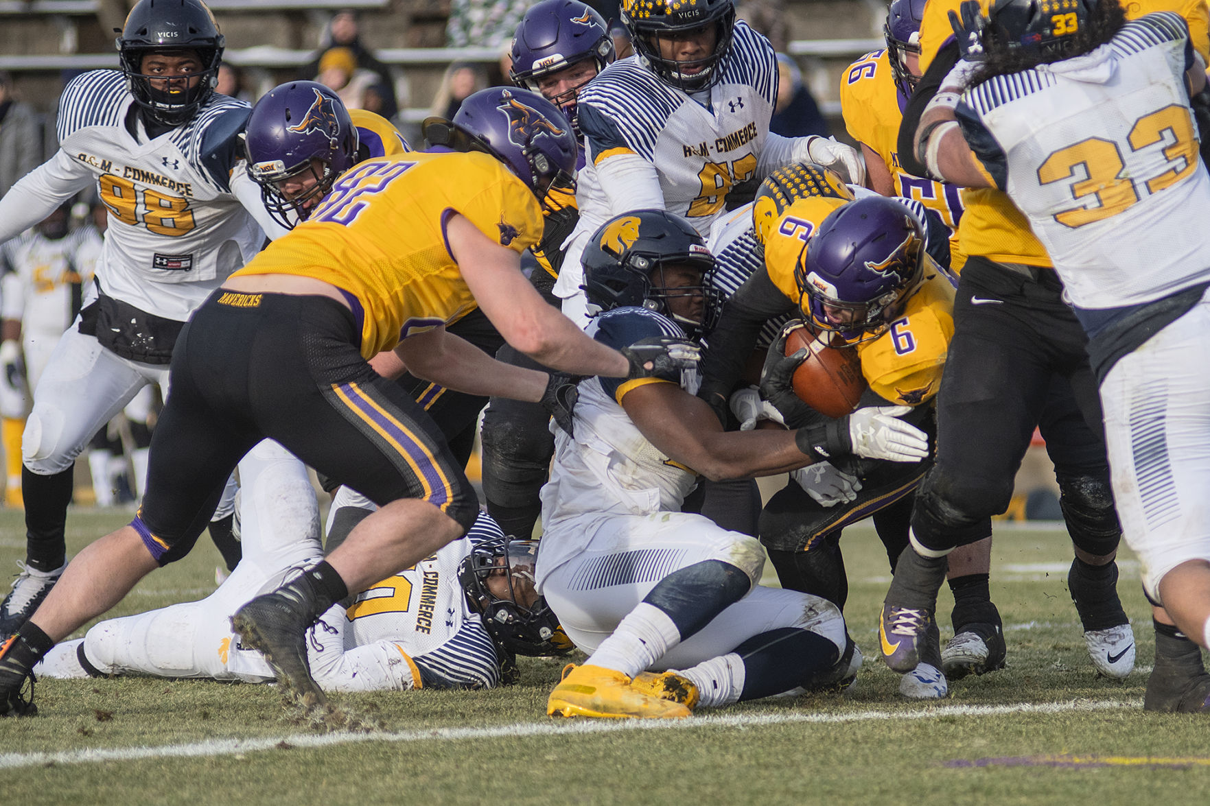 MSU FB vs TexasAMC 7